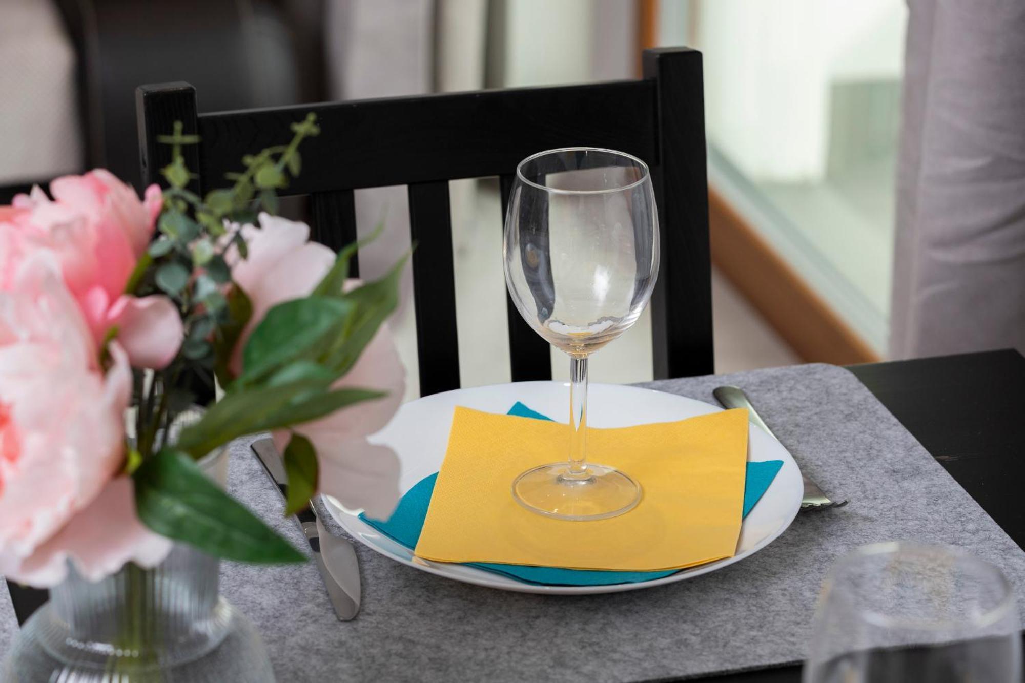 Apartament Z Widokiem Na Morze Obok Parku Millenium W Gdansku By Noclegi Renters Eksteriør billede